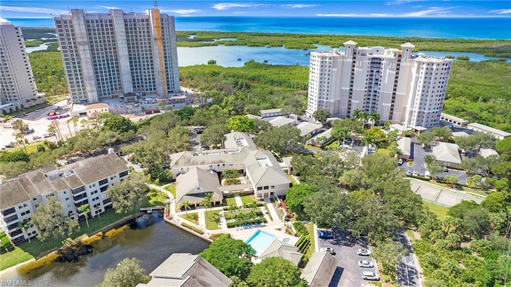 606 Arbor Lake DR # 104, NAPLES FL 34110-23