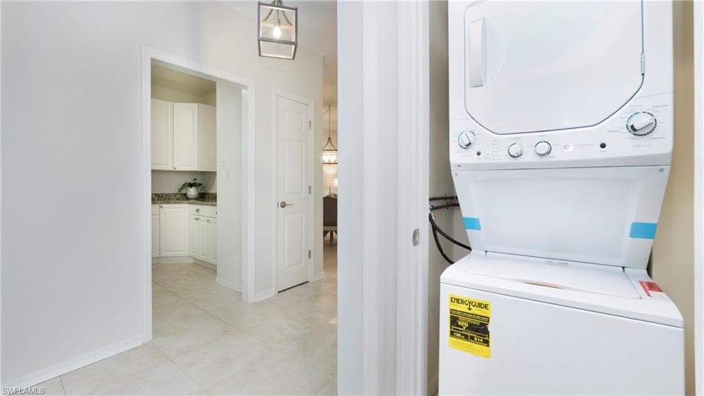 606 Arbor Lake DR # 104, NAPLES FL 34110-18