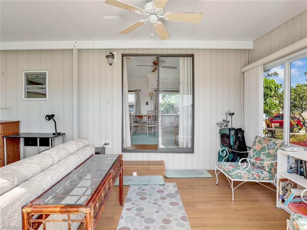 4530 Mayflower WAY E, ESTERO FL 33928-2