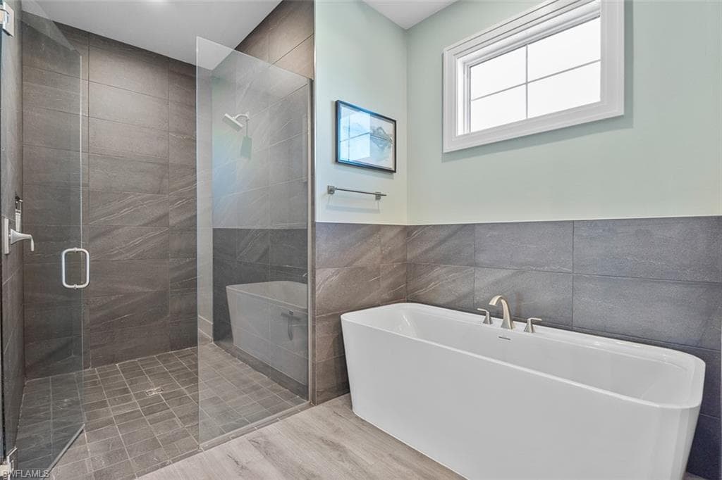 14201 Binghampton DR, FORT MYERS FL 33905-23