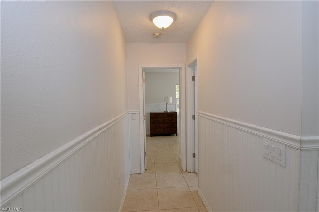 3125 Barrett AVE, NAPLES FL 34112-4