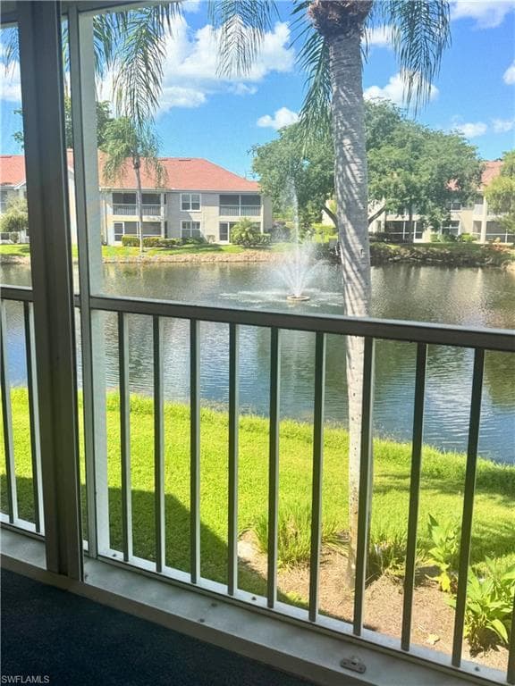 9852 Luna CIR # B203, NAPLES FL 34109-8