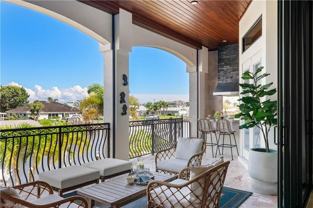 18291 Deep Passage LN, FORT MYERS BEACH FL 33931-21