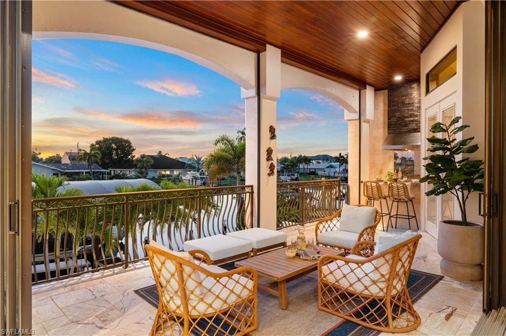 18291 Deep Passage LN, FORT MYERS BEACH FL 33931-19