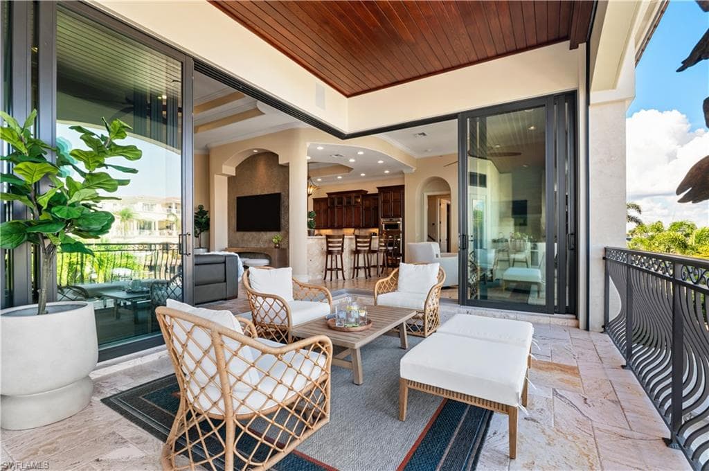 18291 Deep Passage LN, FORT MYERS BEACH FL 33931-18