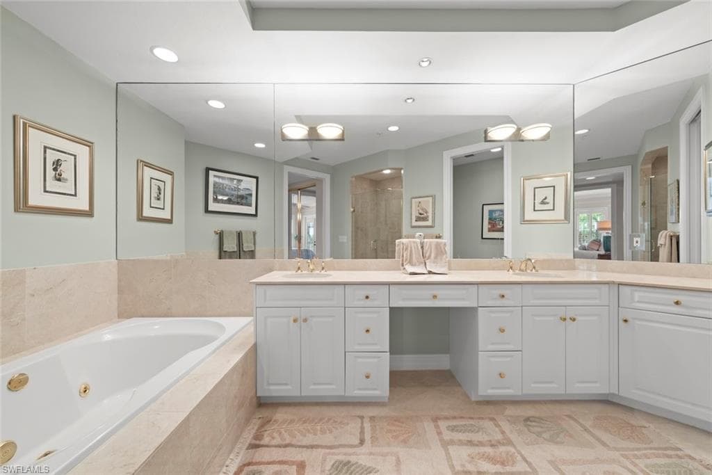 5669 Baltusrol CT # 2B, SANIBEL FL 33957-28
