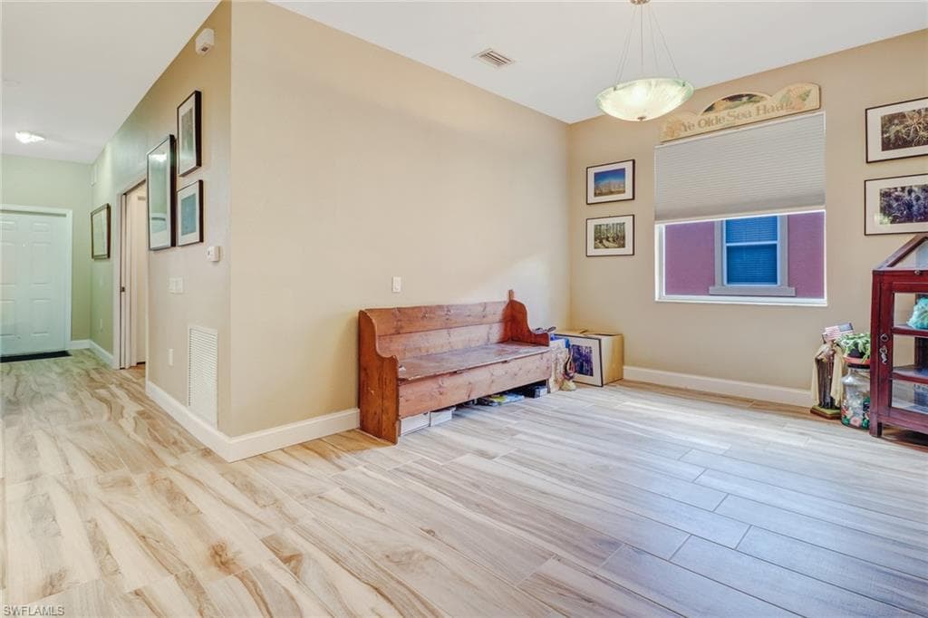 10037 Heather LN # 4, NAPLES FL 34119-13