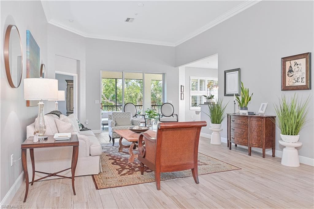 18900 Bay Woods Lake DR # 203, FORT MYERS FL 33908-1