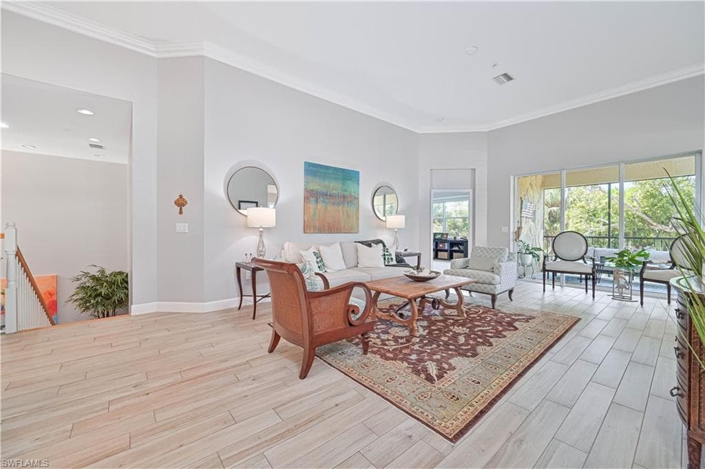 18900 Bay Woods Lake DR # 203, FORT MYERS FL 33908-3