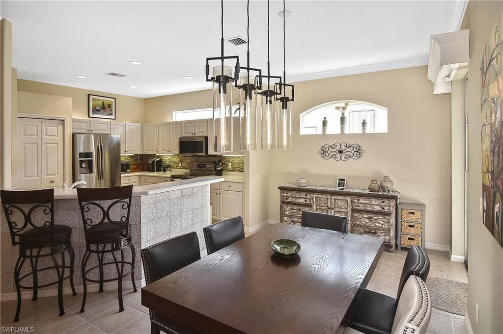 8156 Woodridge Pointe DR, FORT MYERS FL 33912-23