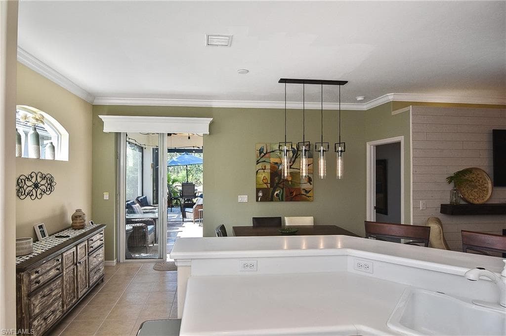 8156 Woodridge Pointe DR, FORT MYERS FL 33912-29