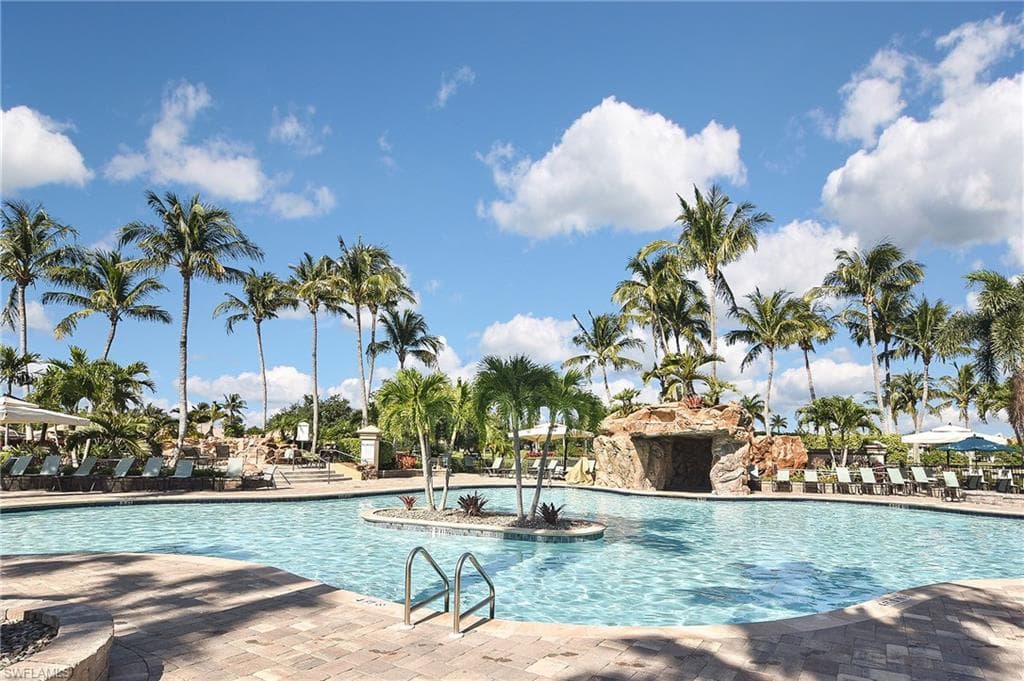 8156 Woodridge Pointe DR, FORT MYERS FL 33912-49