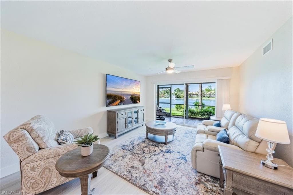 2324 Hidden Lake DR # 609, NAPLES FL 34112-13