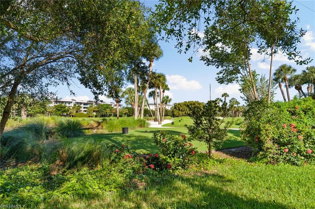 77 Cypress Point DR, NAPLES FL 34105-21