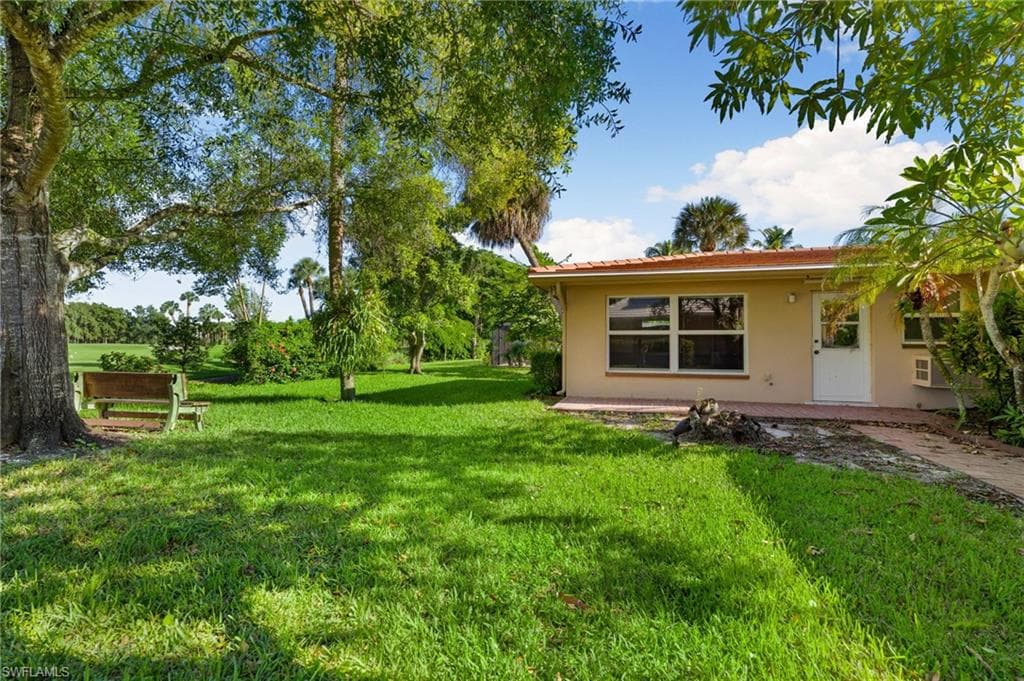 77 Cypress Point DR, NAPLES FL 34105-23