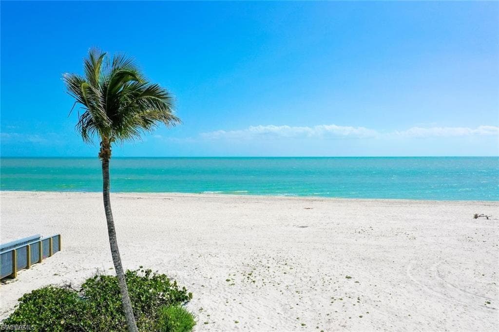 3145 W Gulf DR # 102, SANIBEL FL 33957-46
