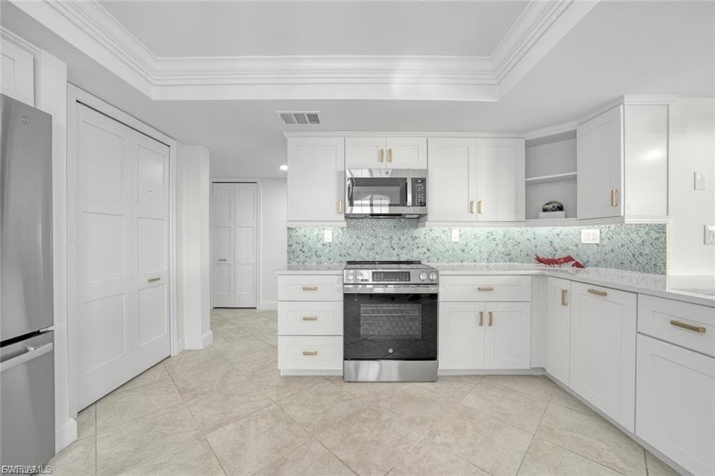 3145 W Gulf DR # 102, SANIBEL FL 33957-19
