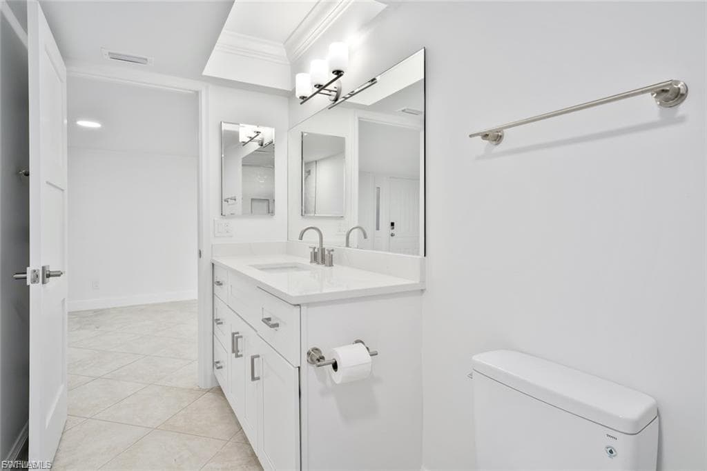 3145 W Gulf DR # 102, SANIBEL FL 33957-32