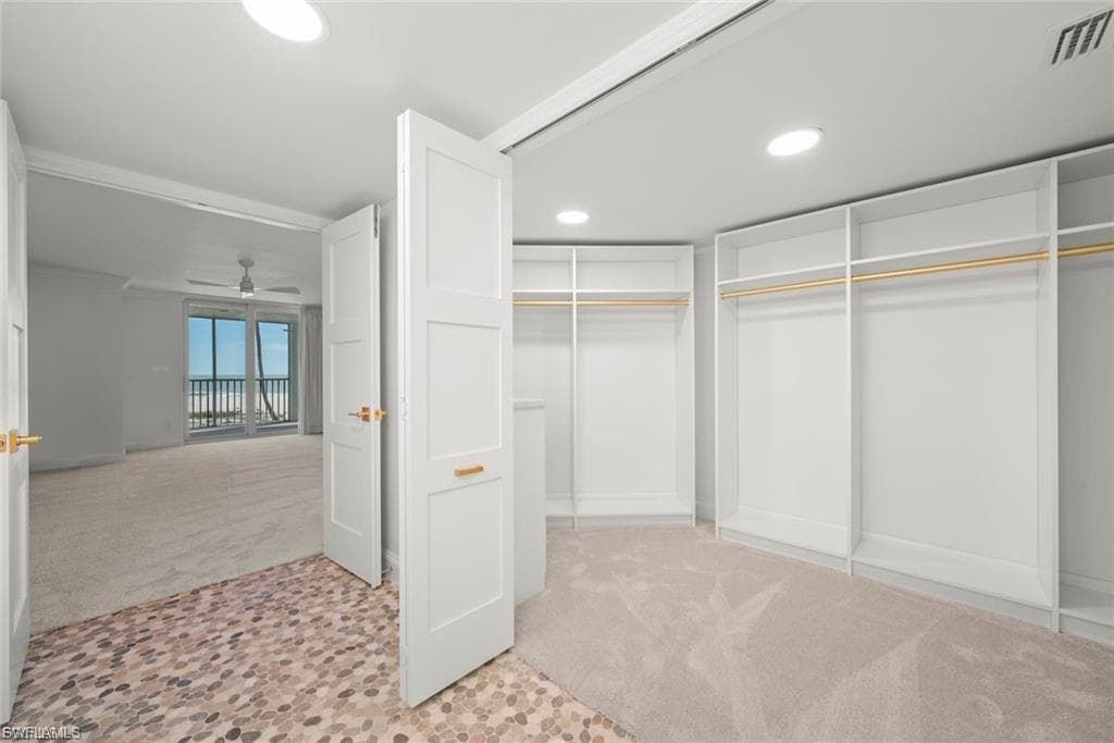 3145 W Gulf DR # 102, SANIBEL FL 33957-28