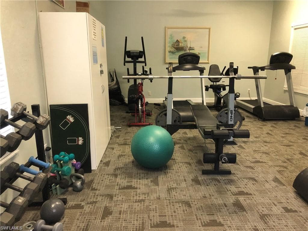 321 Robin Hood CIR # 201, NAPLES FL 34104-24