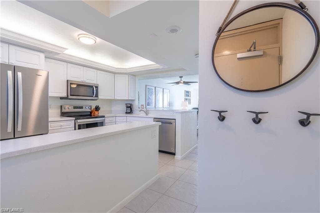 440 Seaview CT # 805, MARCO ISLAND FL 34145-1