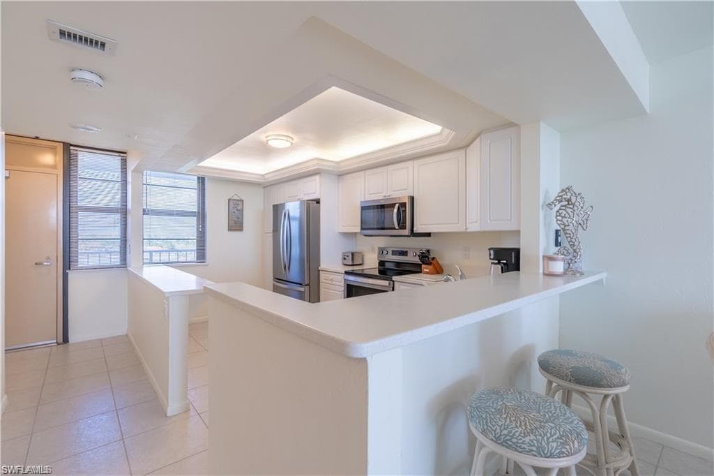 440 Seaview CT # 805, MARCO ISLAND FL 34145-6