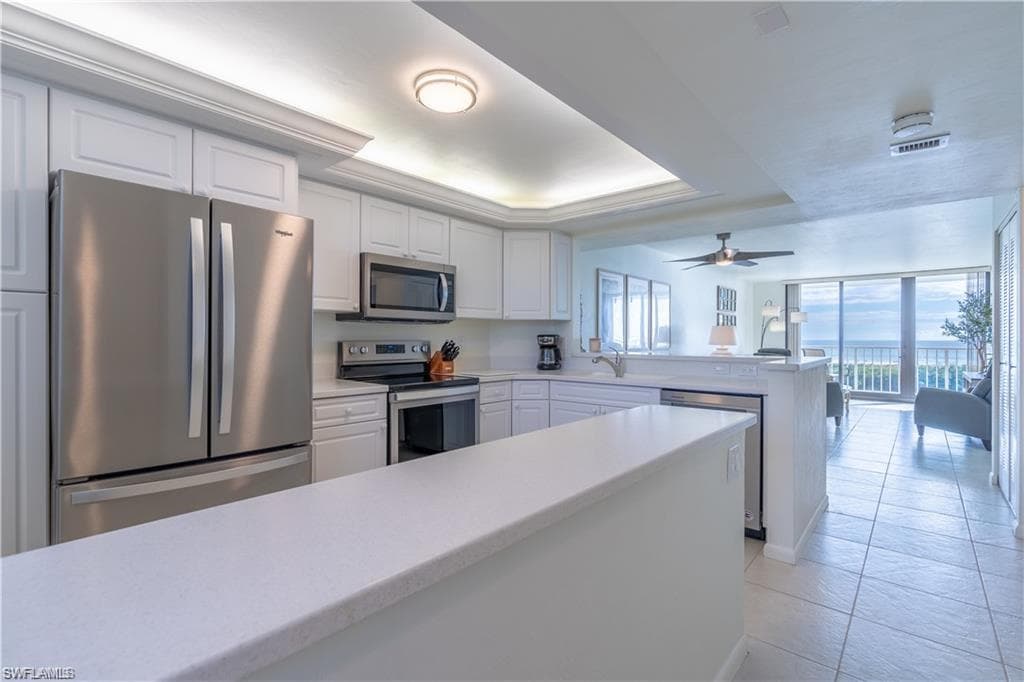 440 Seaview CT # 805, MARCO ISLAND FL 34145-2