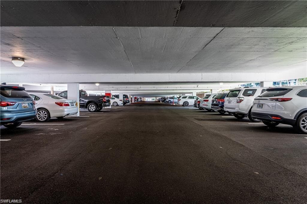 440 Seaview CT # 805, MARCO ISLAND FL 34145-34