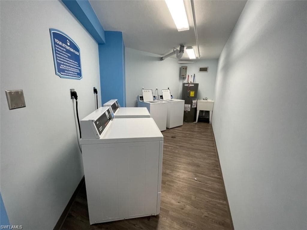 440 Seaview CT # 805, MARCO ISLAND FL 34145-28