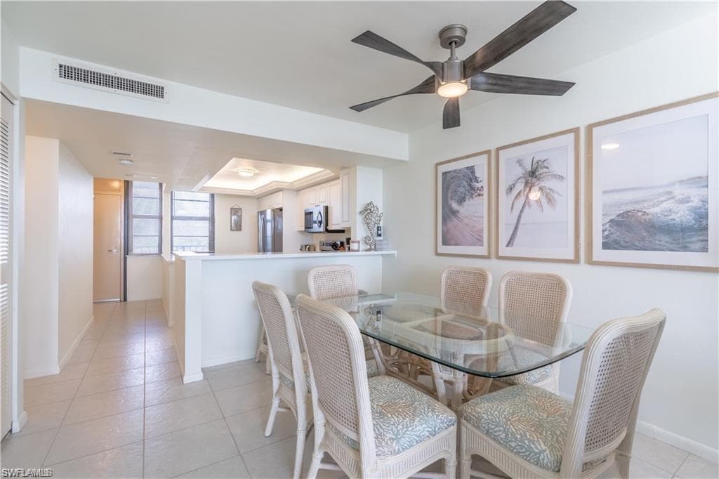 440 Seaview CT # 805, MARCO ISLAND FL 34145-7