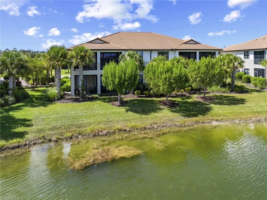 2149 Frangipani CIR # 101, NAPLES FL 34120-17