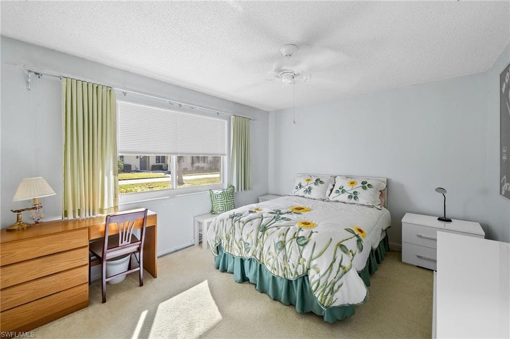 50 Glades BLVD # 1, NAPLES FL 34112-19