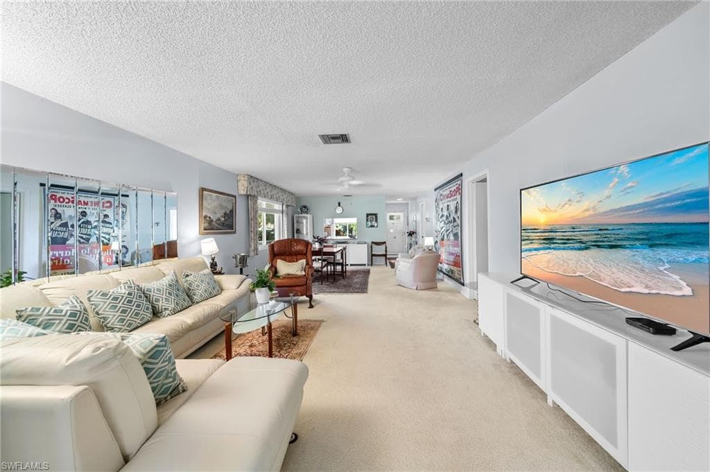 50 Glades BLVD # 1, NAPLES FL 34112-17