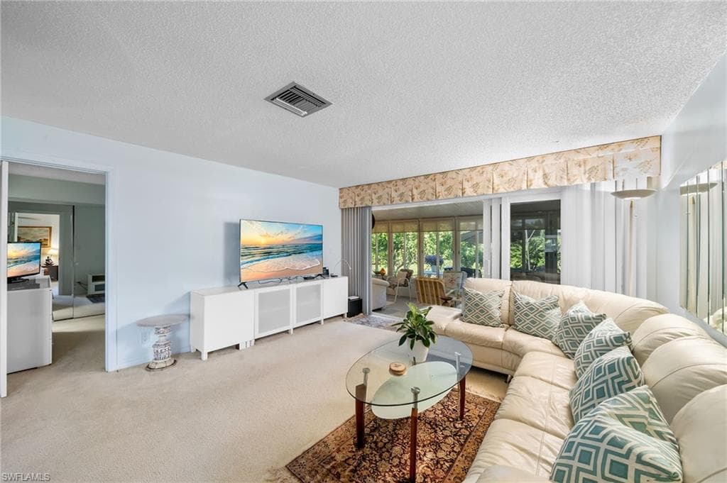 50 Glades BLVD # 1, NAPLES FL 34112-18
