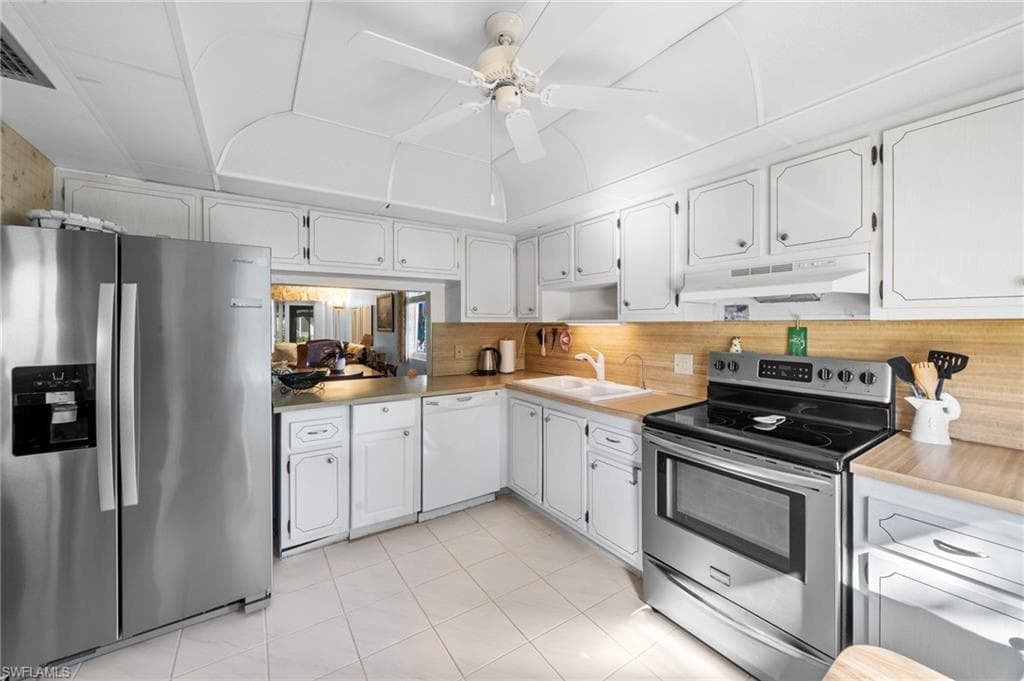 50 Glades BLVD # 1, NAPLES FL 34112-7