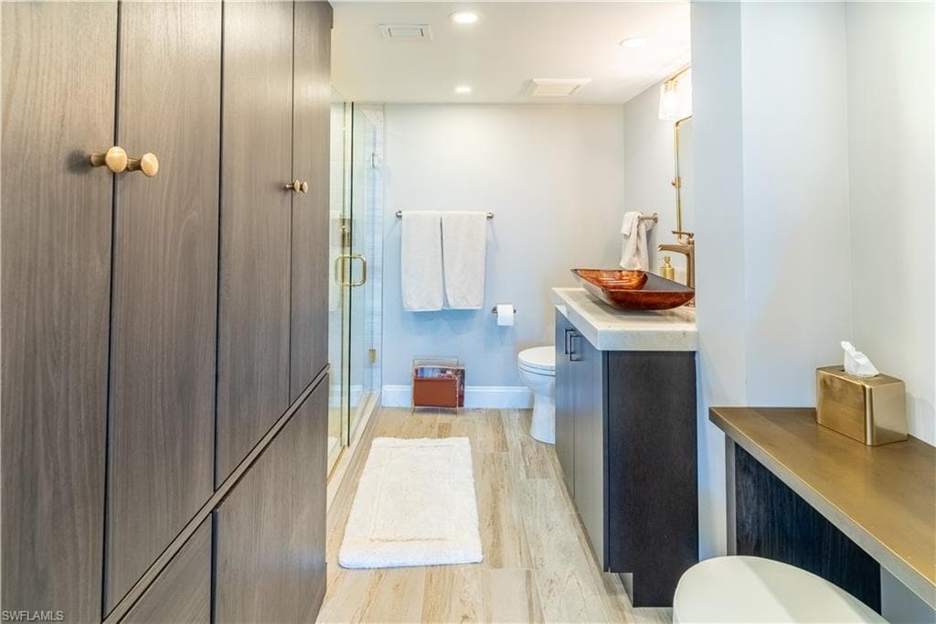 10701 Gulf Shore DR # 701, NAPLES FL 34108-4