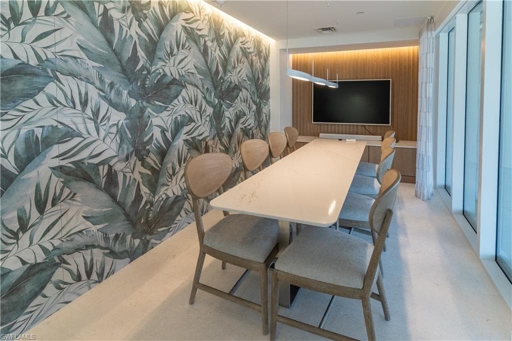 10701 Gulf Shore DR # 701, NAPLES FL 34108-19