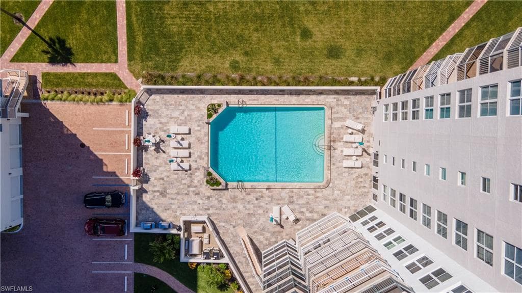 10701 Gulf Shore DR # 701, NAPLES FL 34108-29