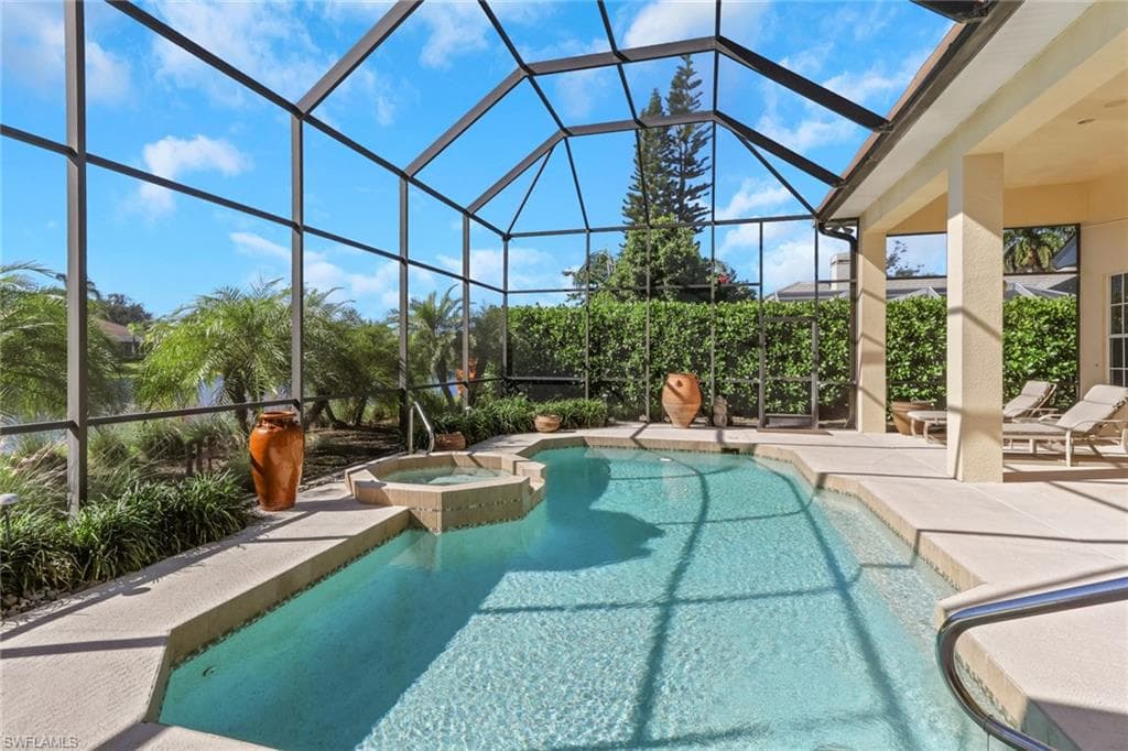 4594 Snowy Egret DR, NAPLES FL 34119-24