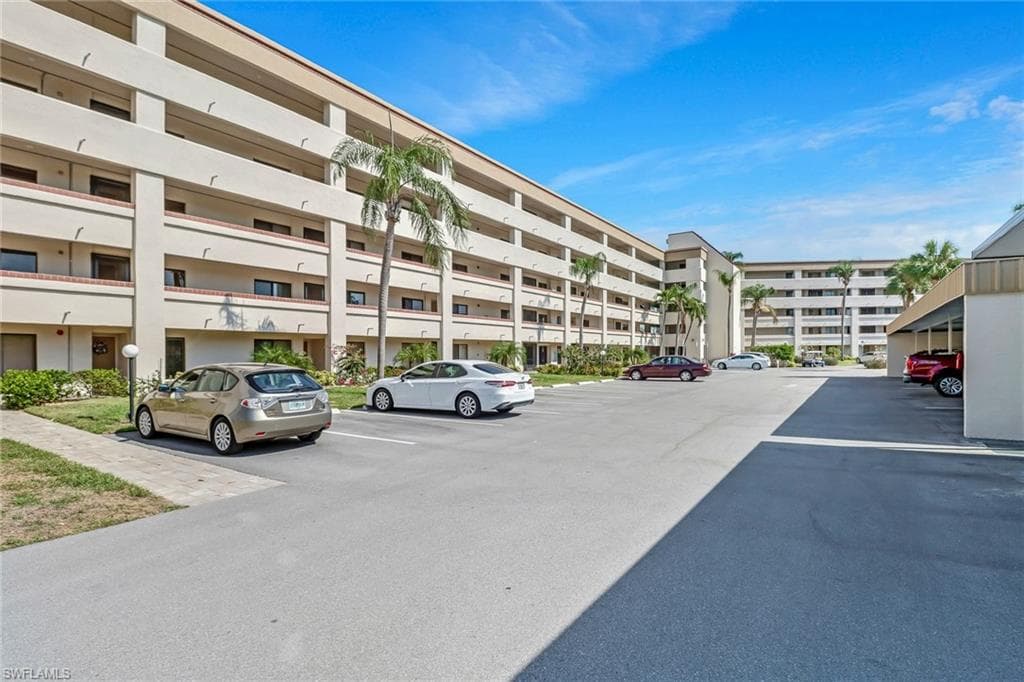 7430 Lake Breeze DR # 206, FORT MYERS FL 33907-33