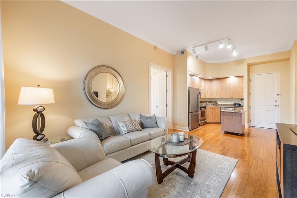 2825 Palm Beach BLVD # 706, FORT MYERS FL 33916-16