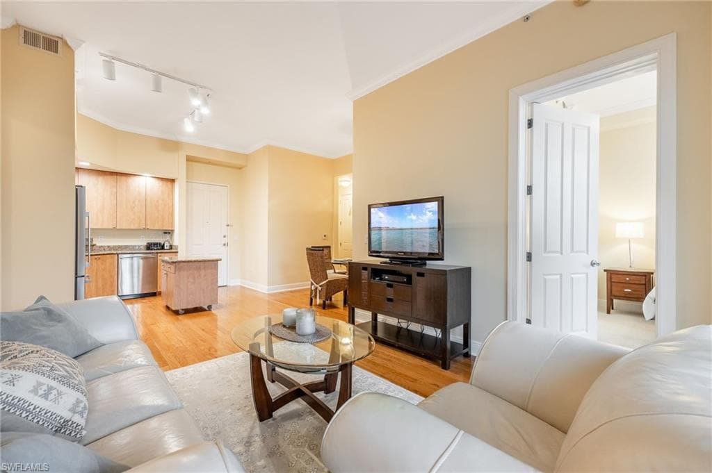2825 Palm Beach BLVD # 706, FORT MYERS FL 33916-17