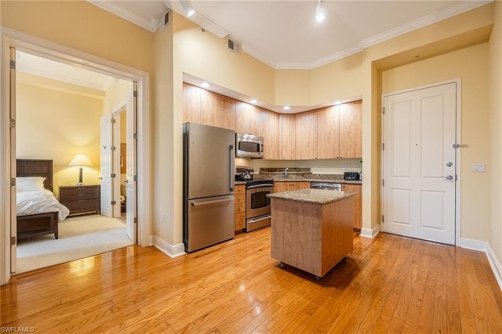 2825 Palm Beach BLVD # 706, FORT MYERS FL 33916-10