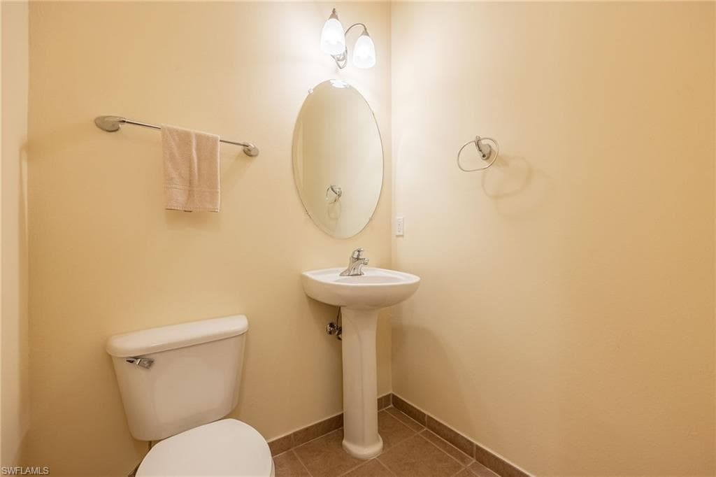 2825 Palm Beach BLVD # 706, FORT MYERS FL 33916-18