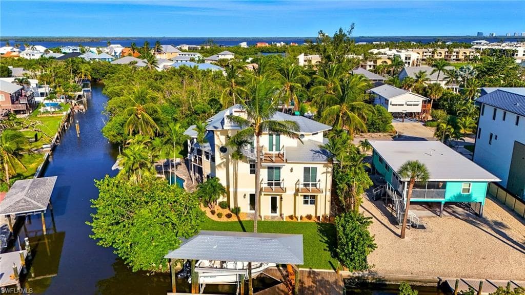 290 Dundee RD, FORT MYERS BEACH FL 33931-1