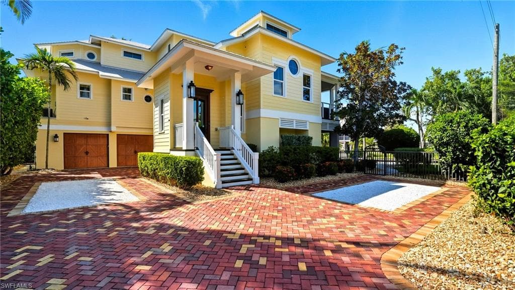 290 Dundee RD, FORT MYERS BEACH FL 33931-4