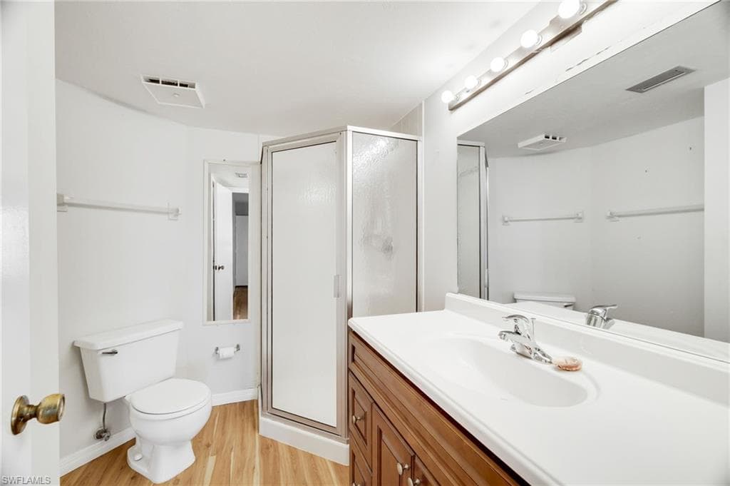 9270 Lake Park DR # 101, FORT MYERS FL 33919-26