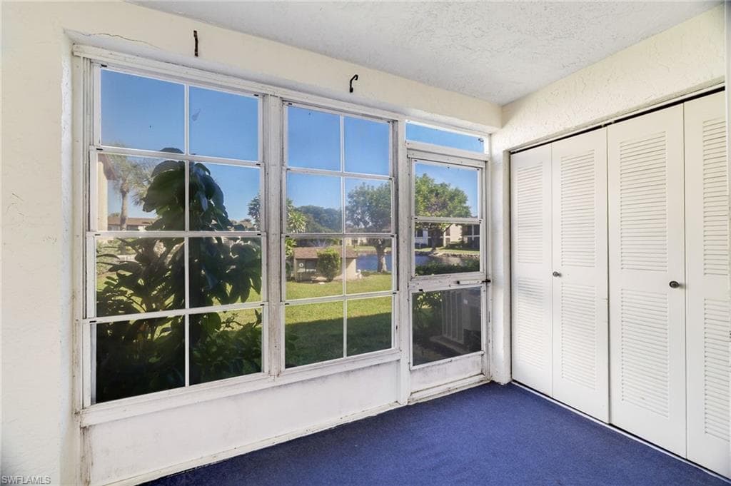 9270 Lake Park DR # 101, FORT MYERS FL 33919-13