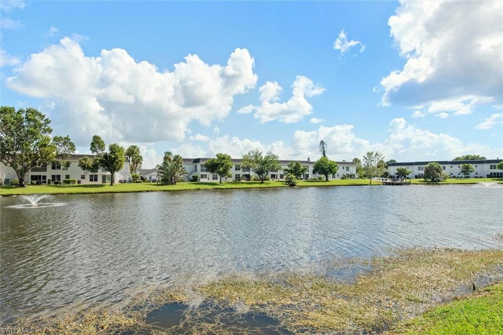 6852 Sandtrap DR # 4, FORT MYERS FL 33919-21