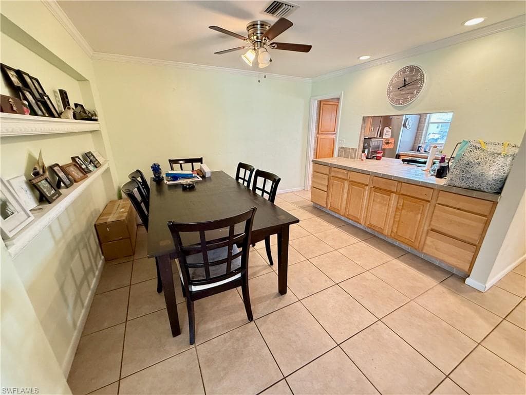 320 Hollywood ST, LEHIGH ACRES FL 33936-5